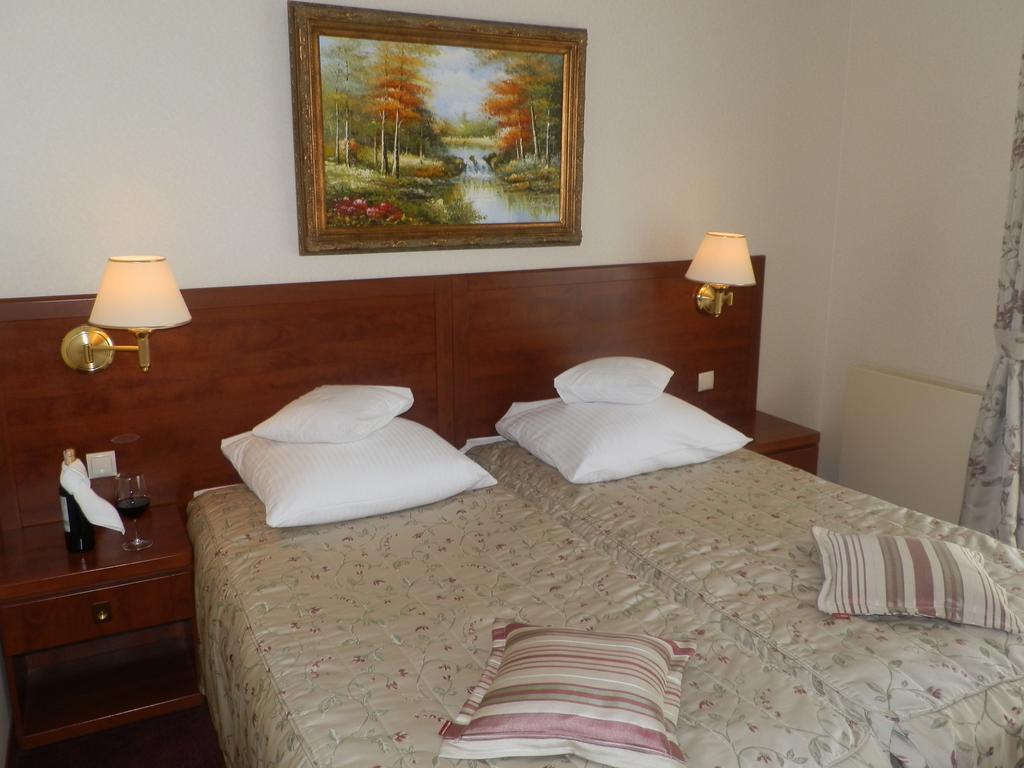 Willa Alexander Resort & Spa - Caloroczny Kryty Basen Mielno  Bilik gambar