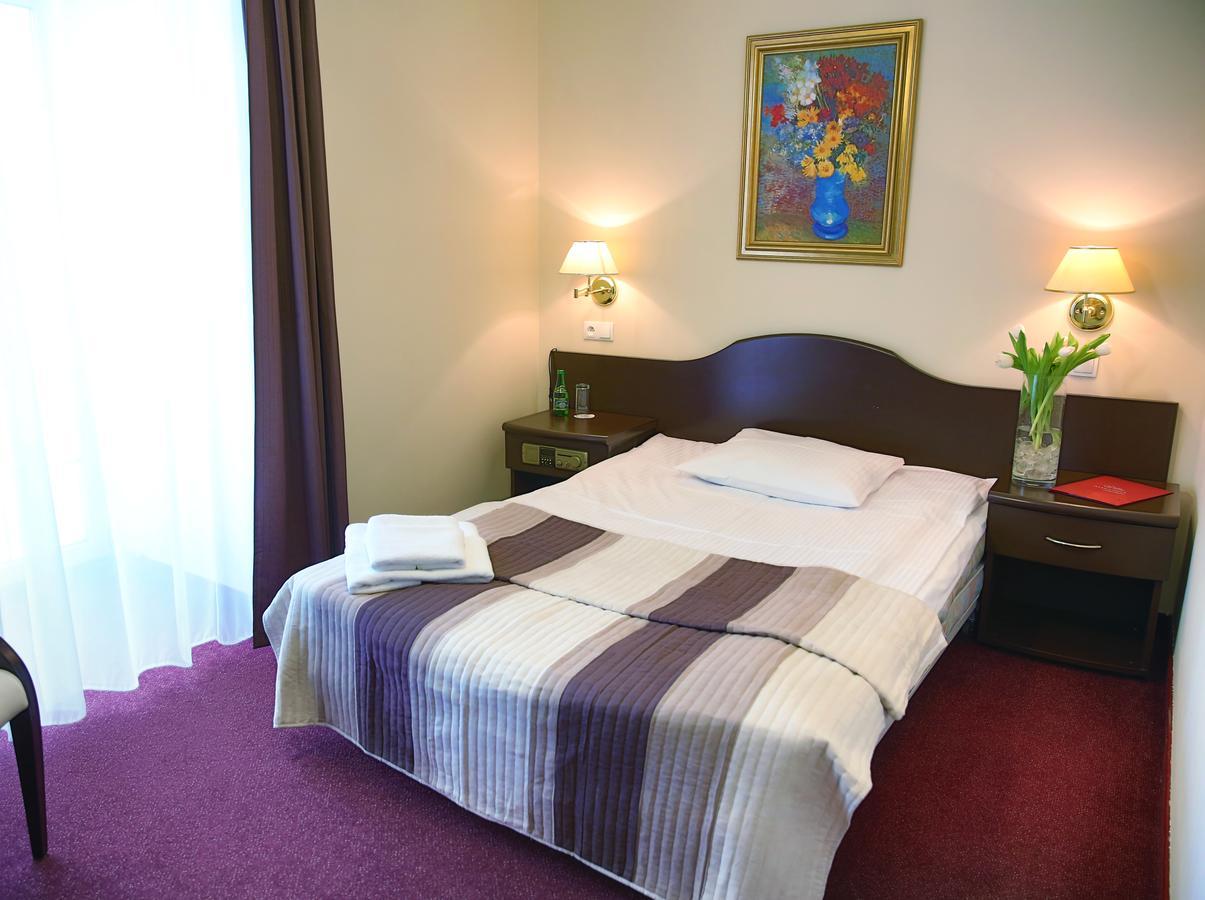 Willa Alexander Resort & Spa - Caloroczny Kryty Basen Mielno  Luaran gambar